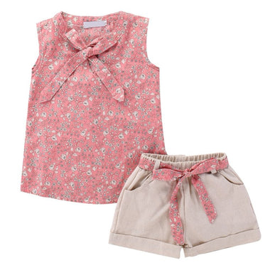 Son and Daughter Sale  Trendy Kids outfit  Summer Fashion  Stylish Kids  Sleeveless Top  Shorts Pants  Playful Fashion  Ins Style  Girls Fashion  Floral Print  Cute Outfit  Comfortable Wear  Childrens Clothing  Casual Sets  Bowknot Detail